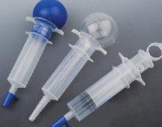 Disposable Bulb Pusher Medical Syringe for Irrigation and Fe